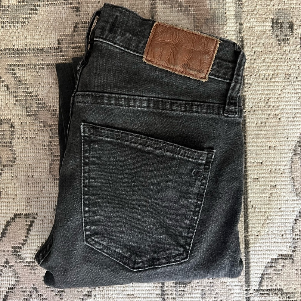 Madewell — 9” High Rise Skinny Ankle Jeans